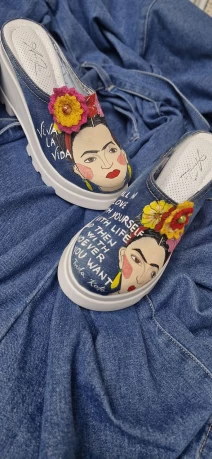 AnniLise  Bartolina 1003  Frida 